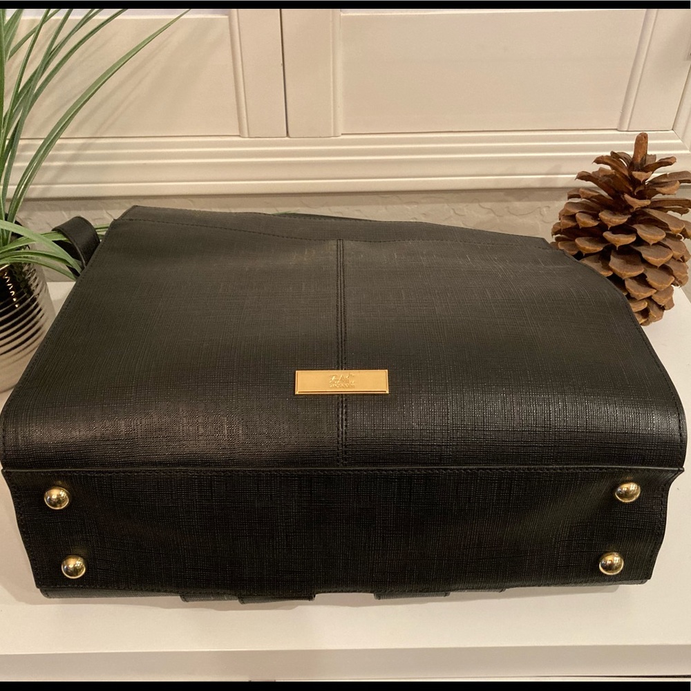 ZAC POSEN Black Large Shirley Bow Purse w/dust bag. Great condition. 🌸 - Picture 3 of 11